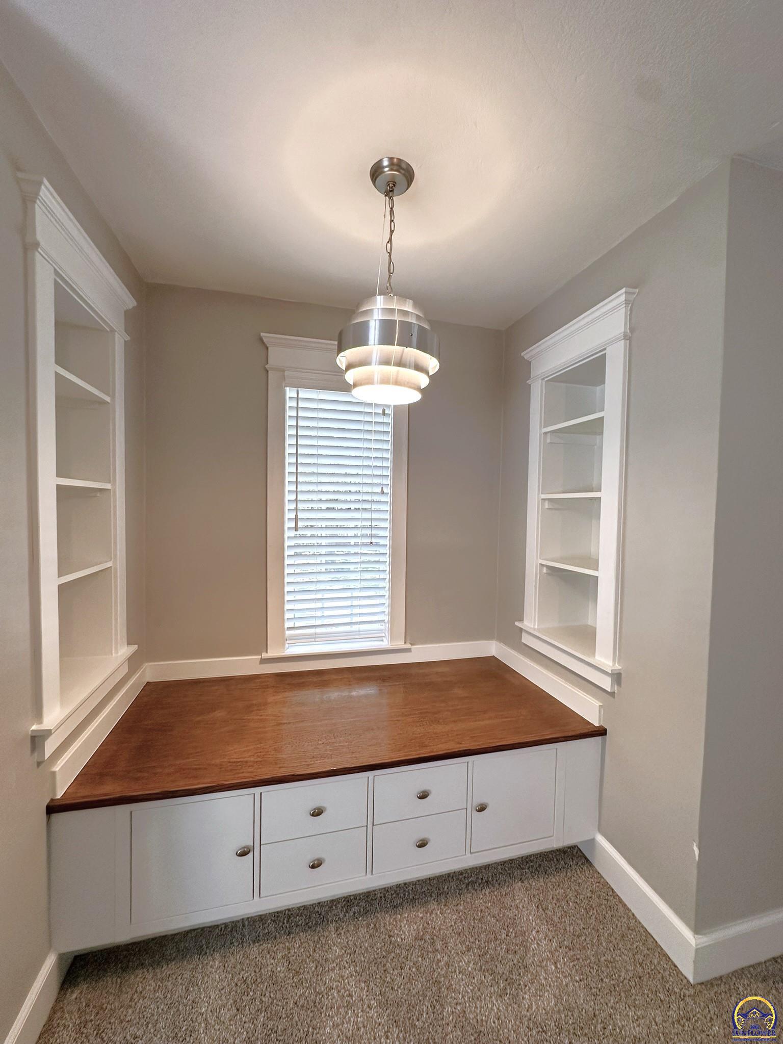 1520 Southwest Oakley Avenue Topeka, KS 66604 - Photo 55 of 76 Built-In Bench