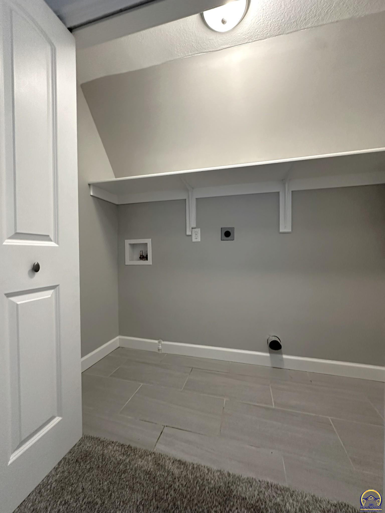 1520 Southwest Oakley Avenue Topeka, KS 66604 - Photo 67 of 76 Upstairs Laundry