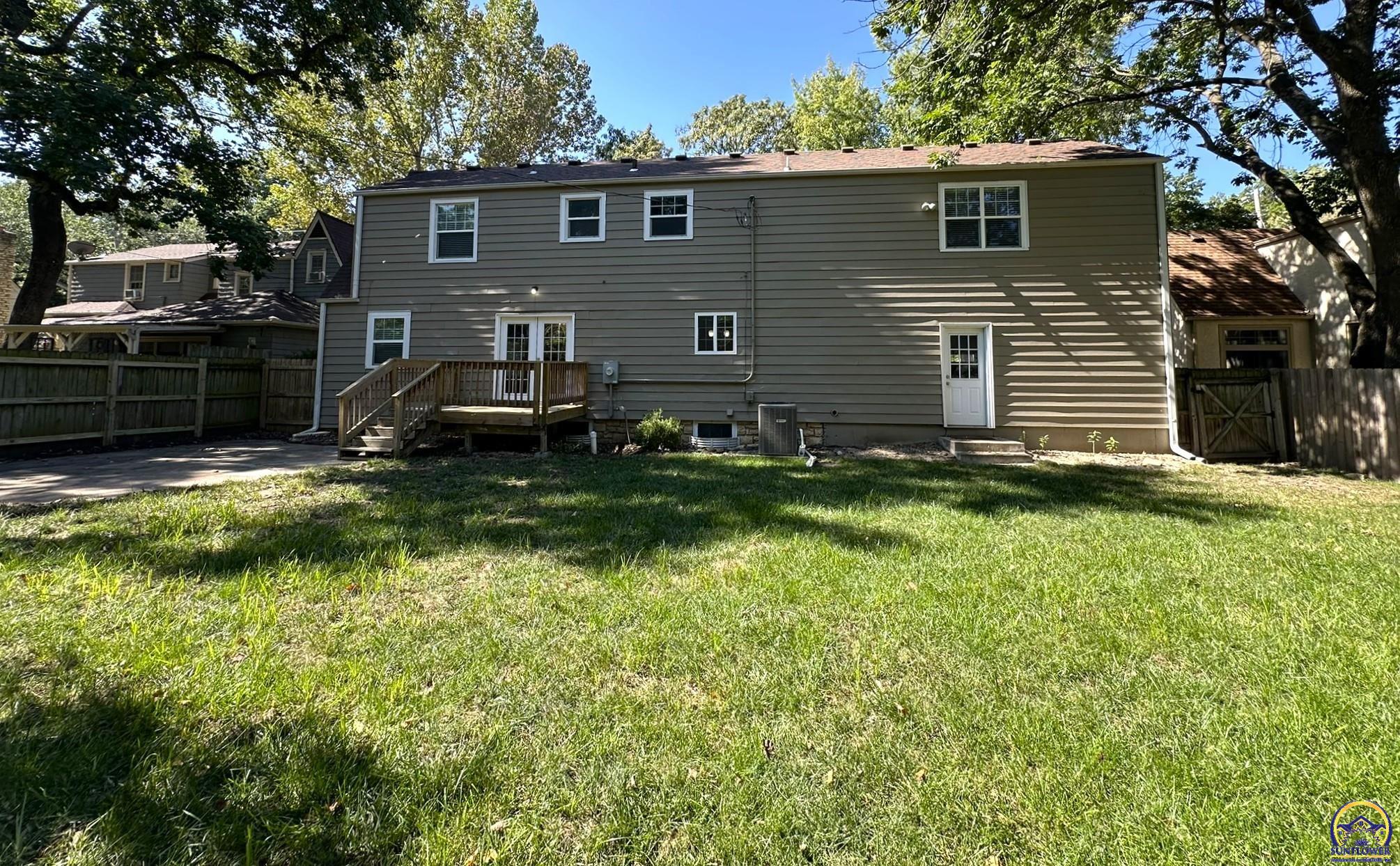 1520 Southwest Oakley Avenue Topeka, KS 66604 - Photo 71 of 76 Rear View