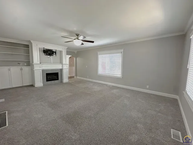 $389,900 | 1520 Southwest Oakley Avenue, Topeka, KS 66604