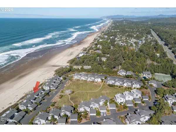 $625,000 | 4175 Highway 101, Unit E5, Depoe Bay, OR 97341