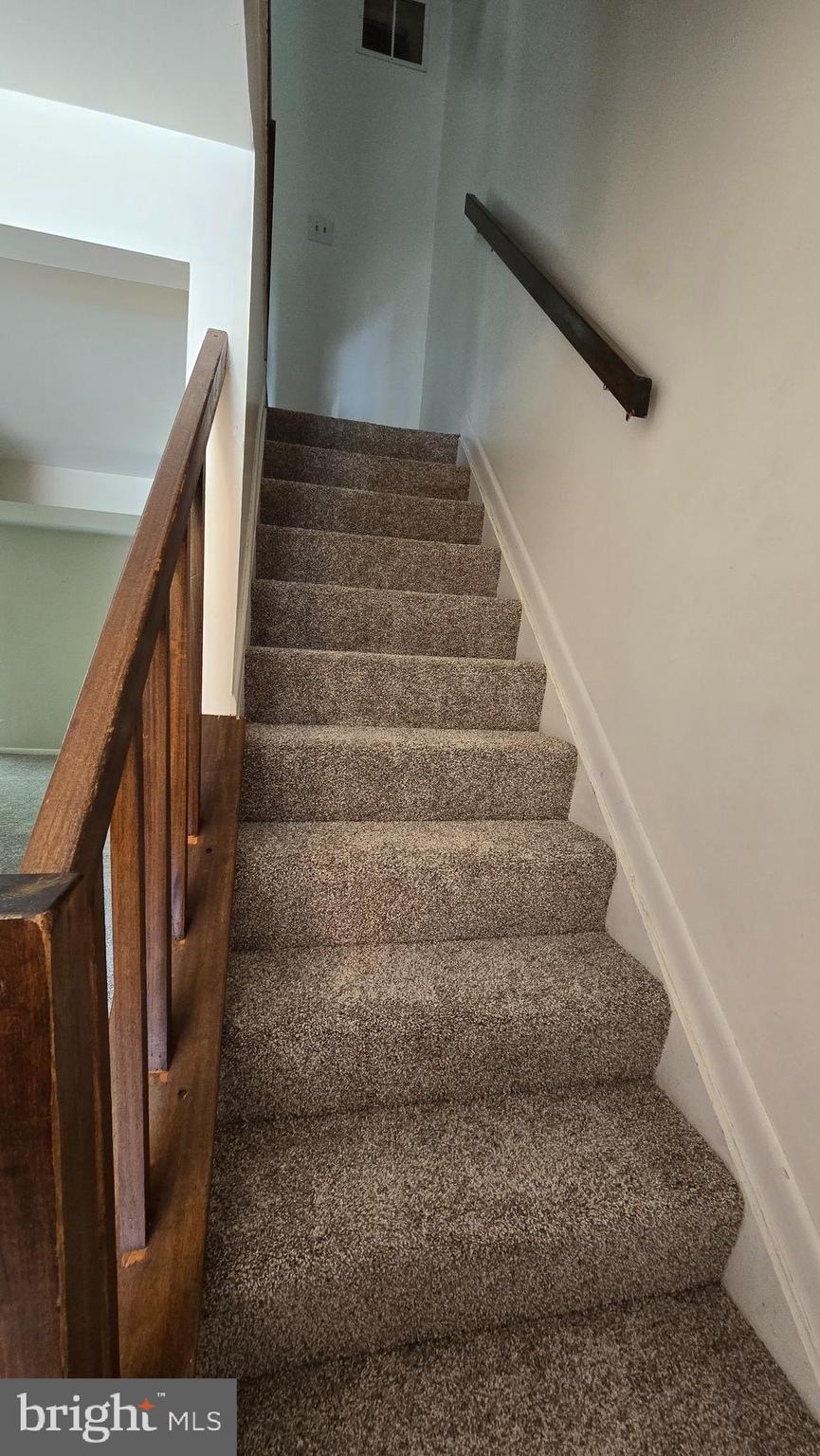 8103 Fenwick Court Laurel, MD 20707 - Photo 4 of 24 Fully carpeted stairs leading to 2 en-suites