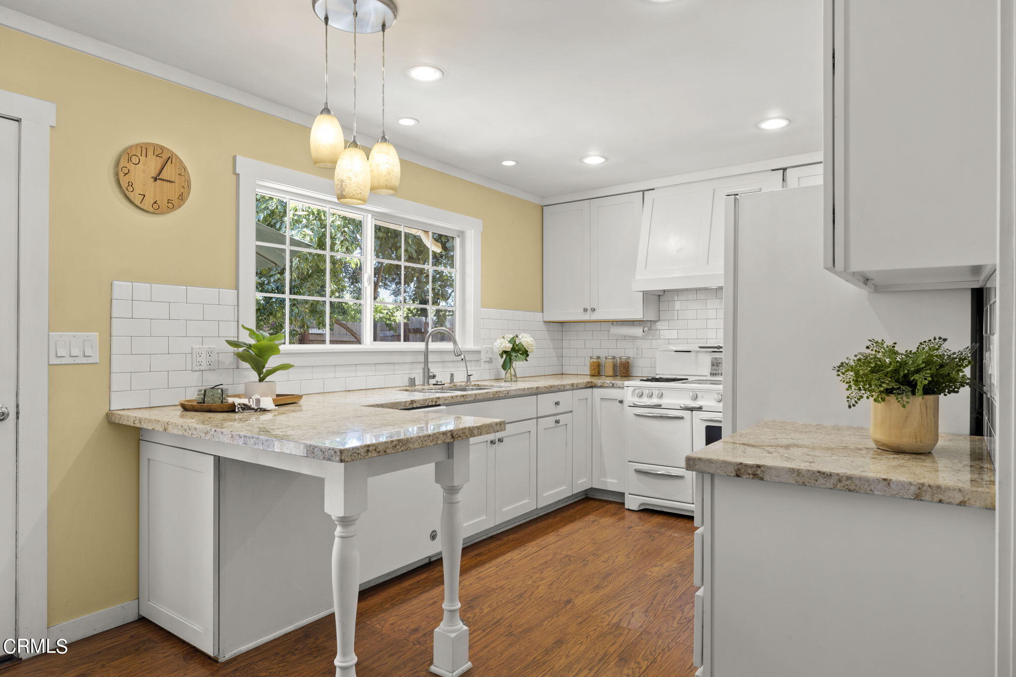 320 Cruzero Street Ojai, CA 93023 - Photo 14 of 48 a kitchen with a sink stove and window