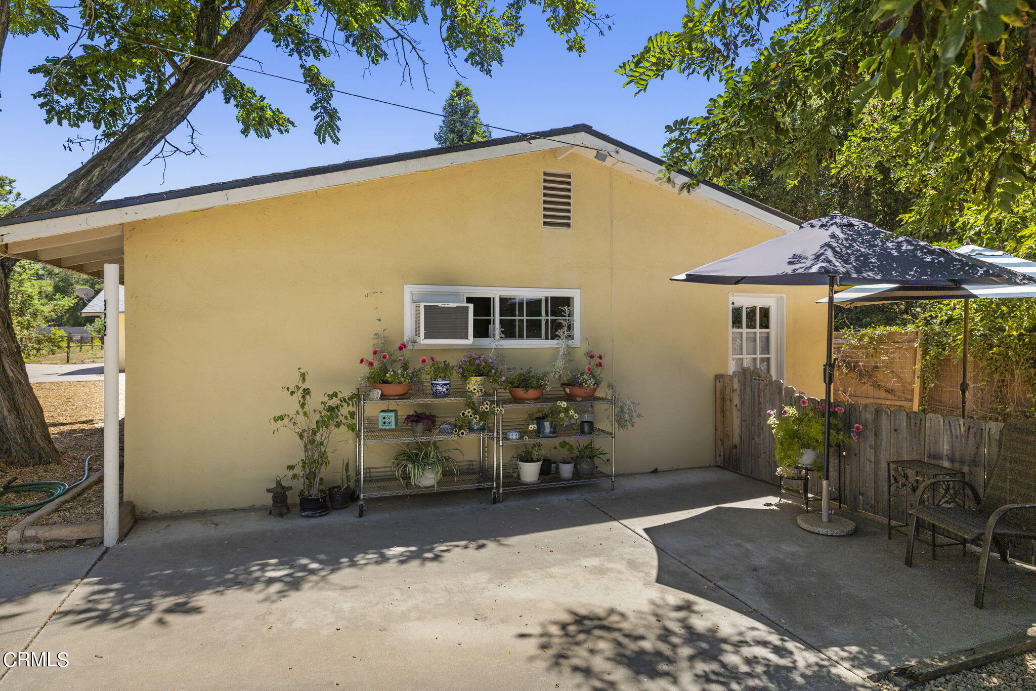 320 Cruzero Street Ojai, CA 93023 - Photo 34 of 48 a view of a house with backyard