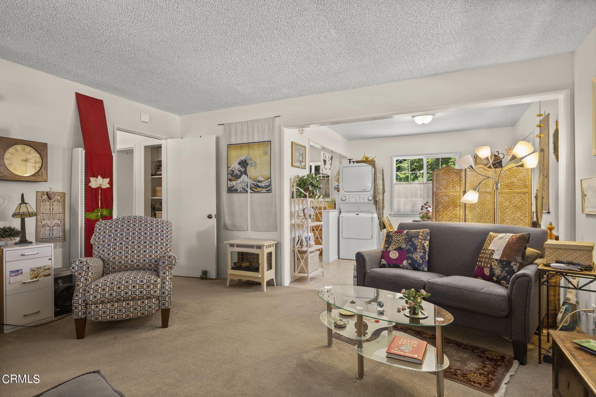 320 Cruzero Street Ojai, CA 93023 - Photo 39 of 48 a living room with furniture and a large window