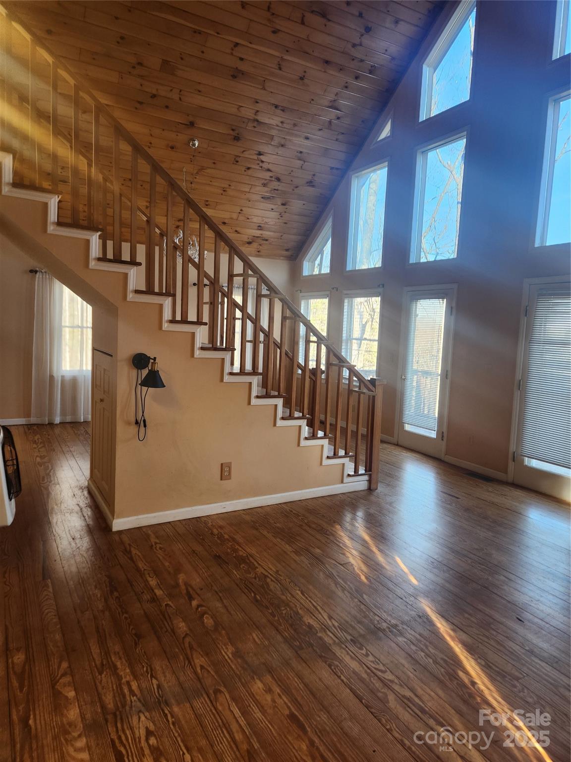 201 Ridge View Circle Lake Lure, NC 28746 - Photo 5 of 43 Gallery Image 5