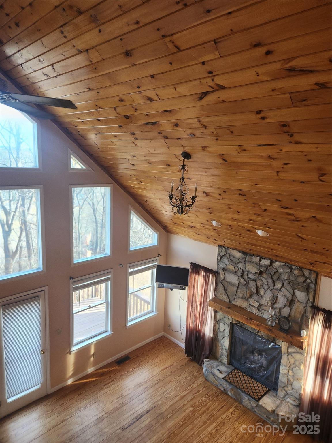 201 Ridge View Circle Lake Lure, NC 28746 - Photo 6 of 43 Gallery Image 6