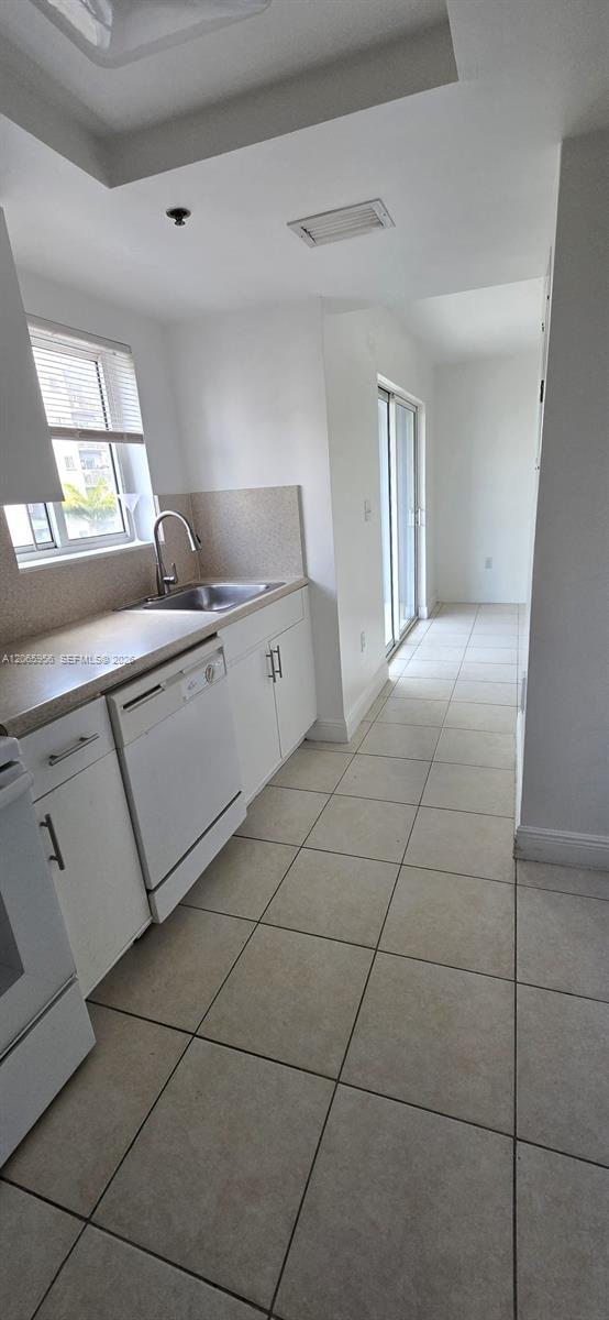 2415 Northwest 16th St Road, Unit 315 Miami, FL 33125 - Photo 17 of 28 Gallery Image 17