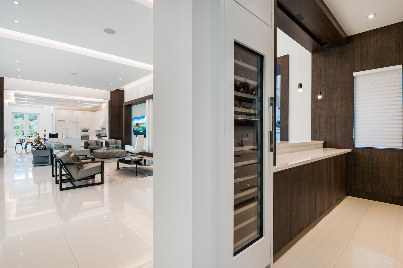 17106 Ave Le Rivage Boca Raton, FL 33496 - Photo 16 of 76 Bar