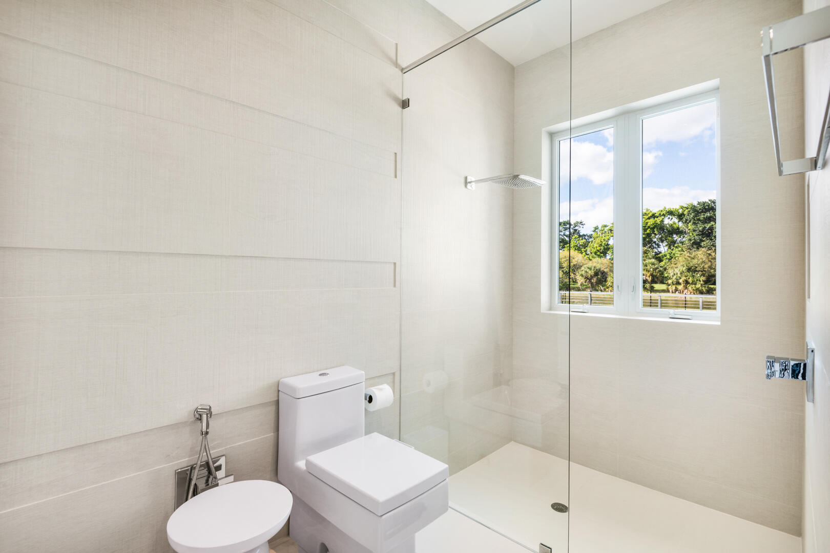 17106 Ave Le Rivage Boca Raton, FL 33496 - Photo 34 of 76 Her Bath