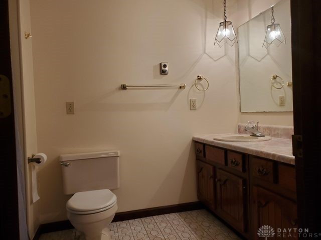 2425 Willow Road Springfield, OH 45502 - Photo 12 of 22