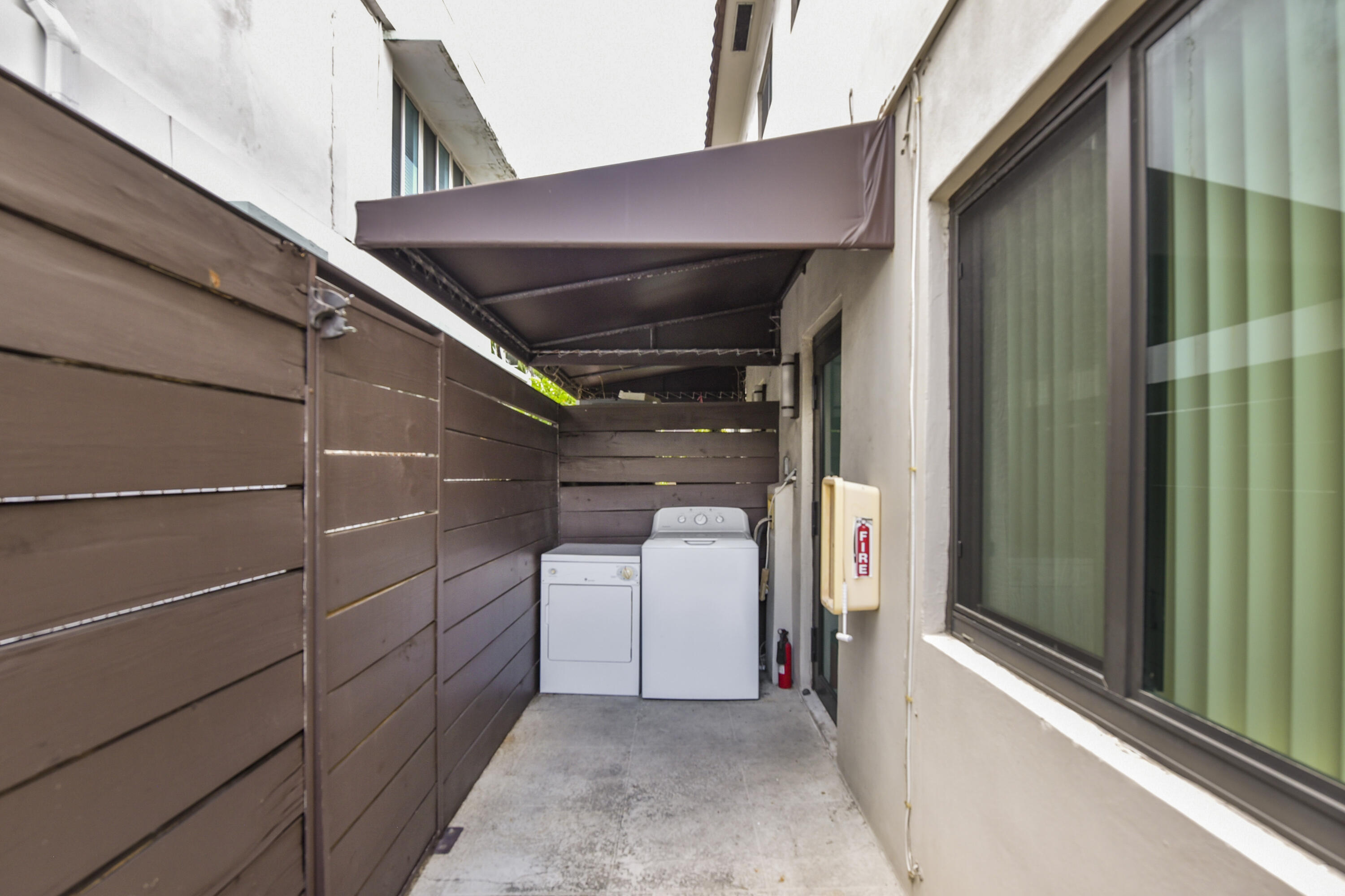 300 80th Street, Unit 300 Miami Beach, FL 33141 - Photo 21 of 22 DSC_2950