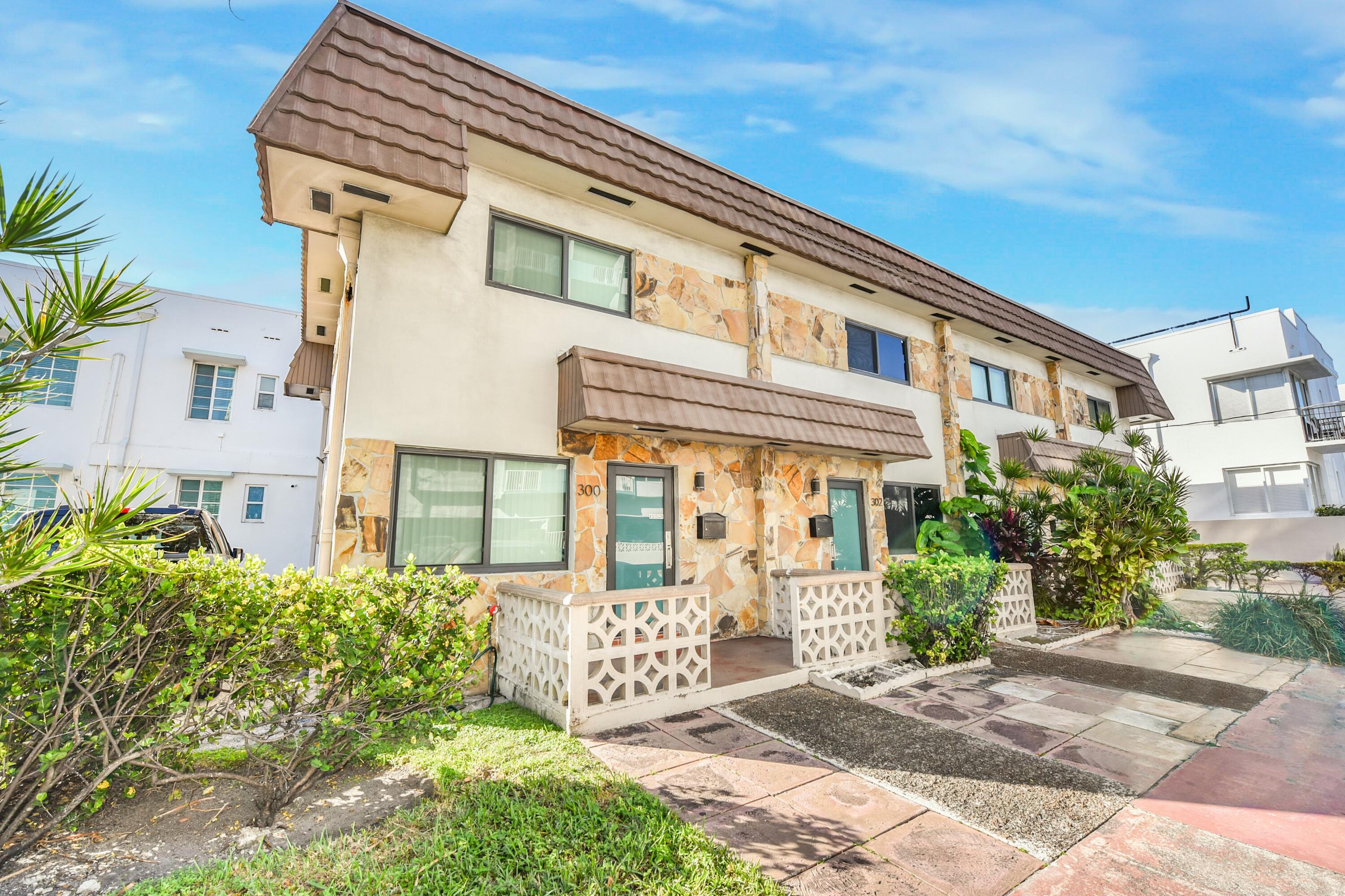 300 80th Street, Unit 300 Miami Beach, FL 33141 - Photo 4 of 22 tempImageZRH44e