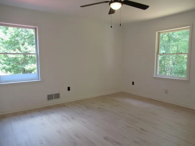 $425,000 | 13 Hallmark Place, Dahlonega, GA 30533