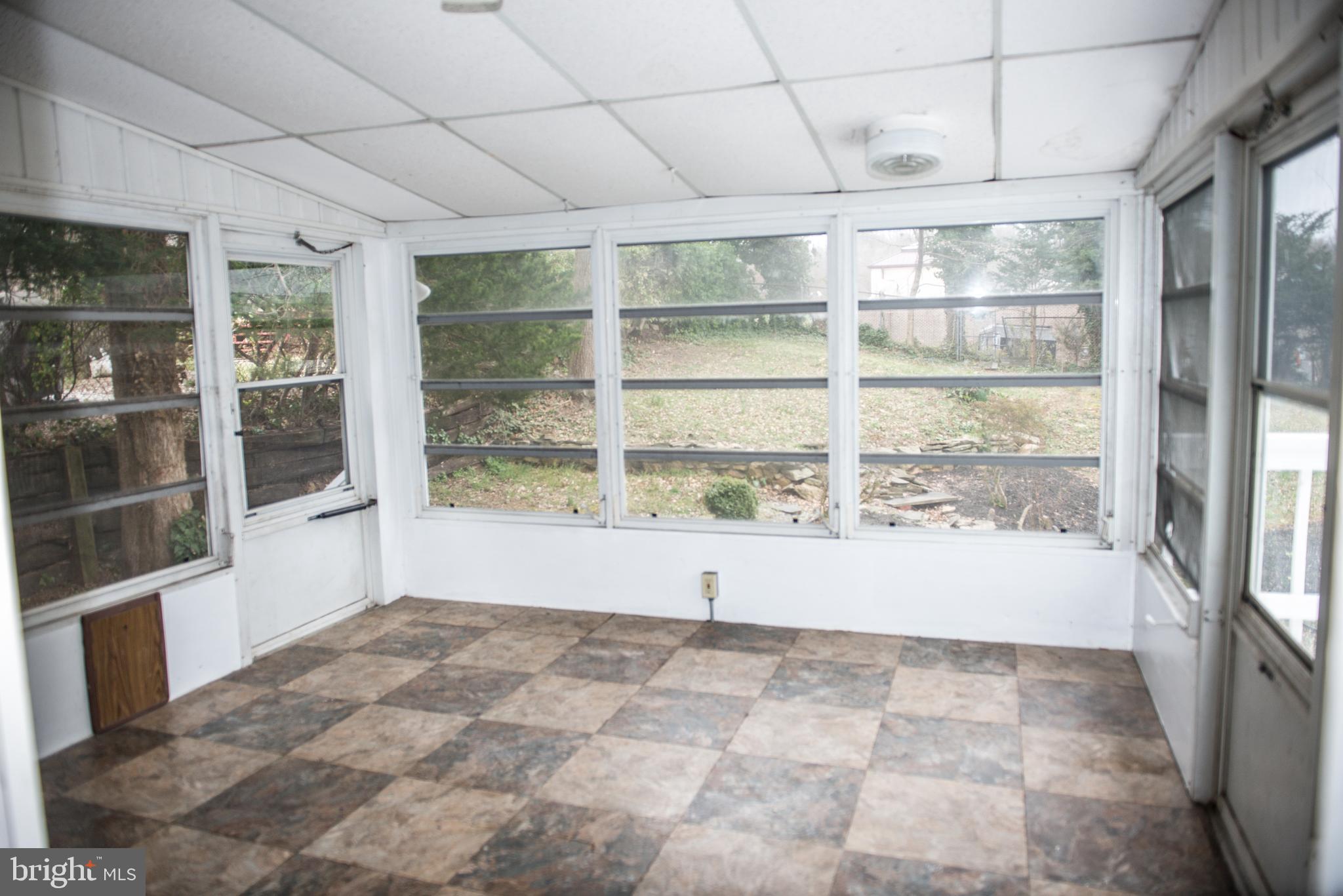 521 Warren Road, Unit 2 Cockeysville, MD 21030 - Photo 8 of 19 a view of an empty room with a window