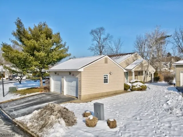 $485,000 | 36 Brandywyne Drive, Florham Park, NJ 07932