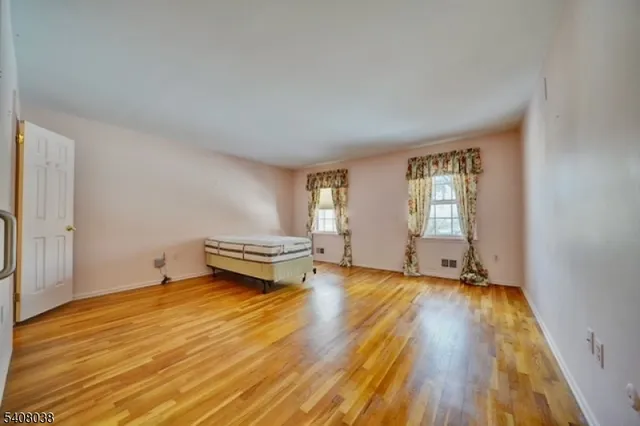 $485,000 | 36 Brandywyne Drive, Florham Park, NJ 07932