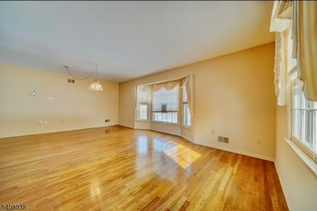 $485,000 | 36 Brandywyne Drive, Florham Park, NJ 07932