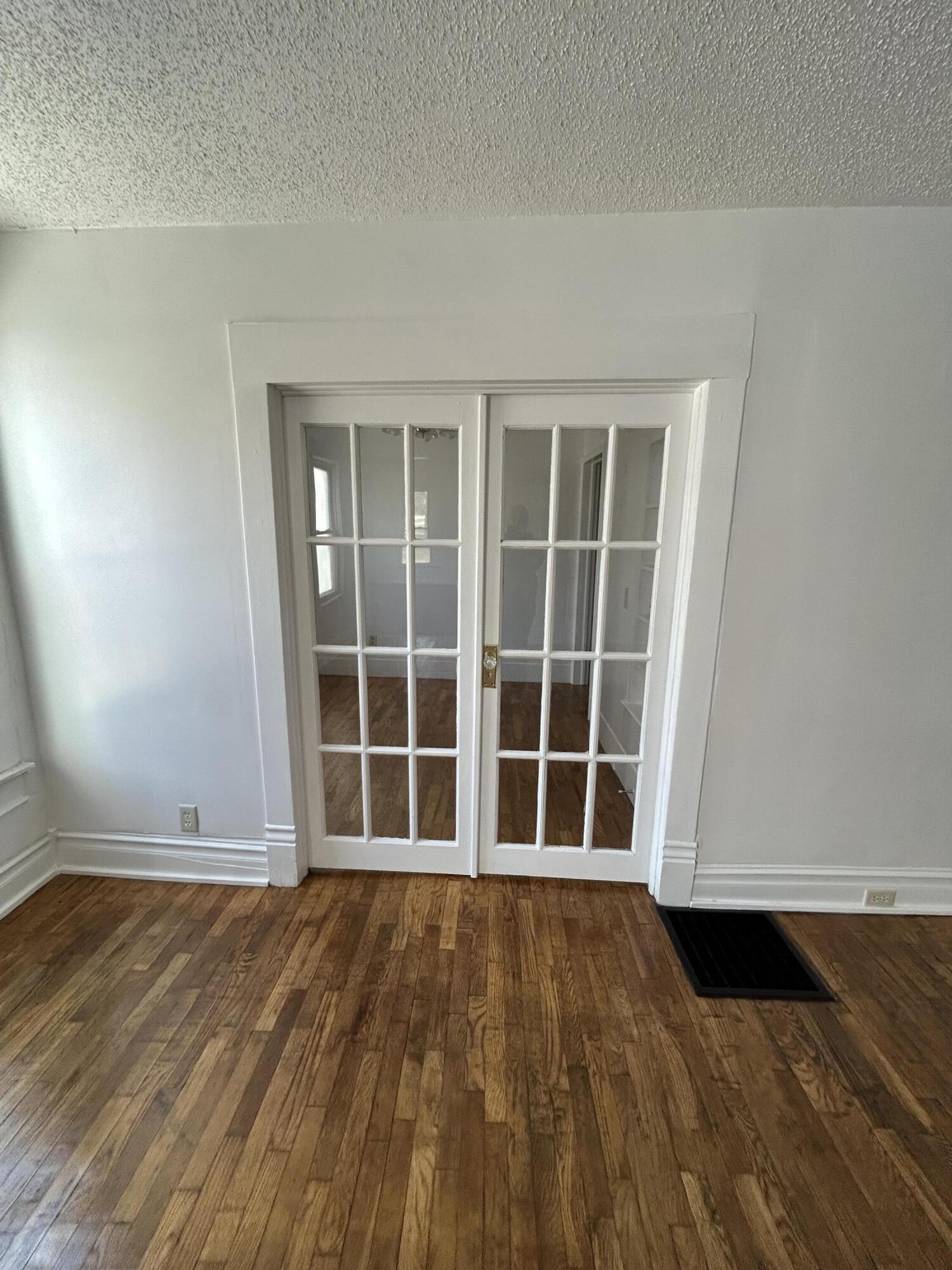 714 North Maple Grove Avenue Hudson, MI 49247 - Photo 18 of 23 IMG_7849