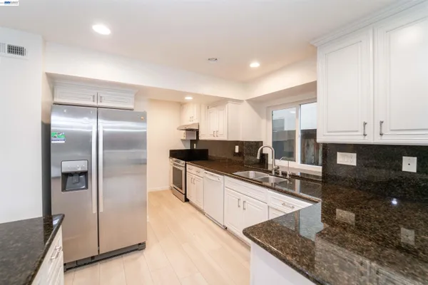$1,500,000 | 6156 Corte Padre, Pleasanton, CA 94566