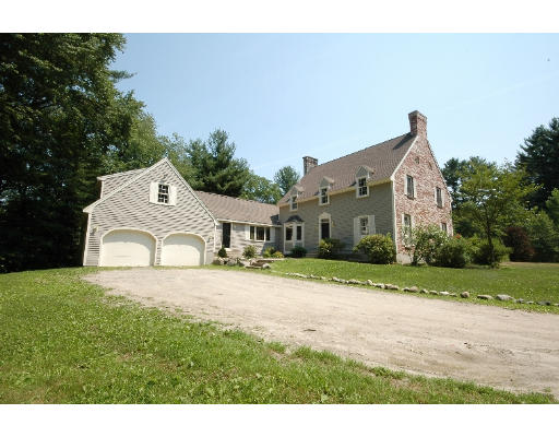 1095 North Road Carlisle, MA 01741 - Photo 1 of 1