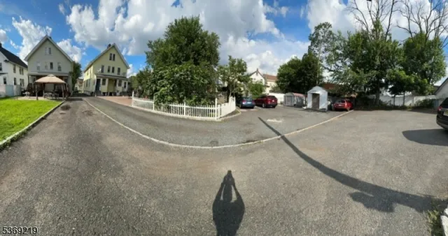 $799,999 | 108 Warren Avenue, Roselle Park, NJ 07204