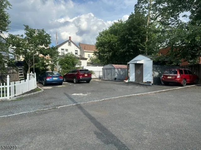 $799,999 | 108 Warren Avenue, Roselle Park, NJ 07204