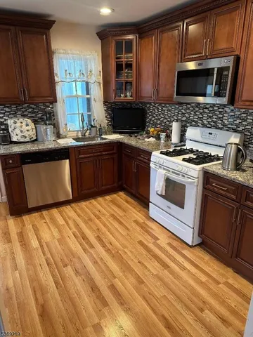 $799,999 | 108 Warren Avenue, Roselle Park, NJ 07204