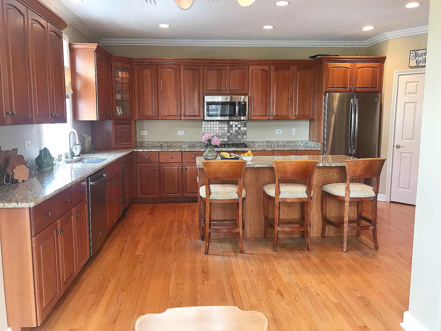 111 Spring Avenue Naperville, IL 60540 - Photo 4 of 10