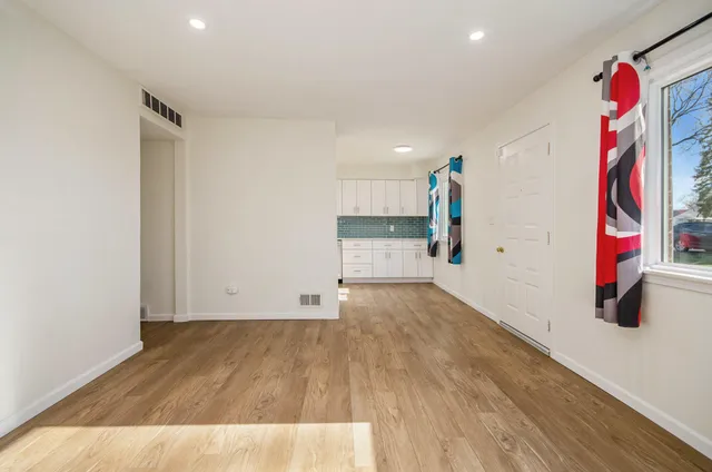 $179,900 | 23628 Champaign Street, Taylor, MI 48180