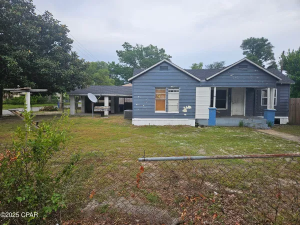 $350,999 | 520 Maine Avenue, Panama City, FL 32401