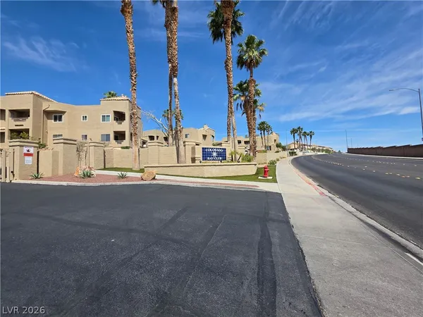 $685 | 2200 Highpointe Drive, Unit 201, Laughlin, NV 89029