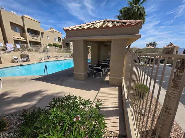 $685 | 2200 Highpointe Drive, Unit 201, Laughlin, NV 89029