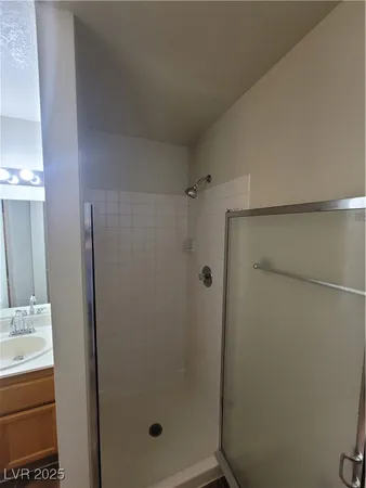$685 | 2200 Highpointe Drive, Unit 201, Laughlin, NV 89029