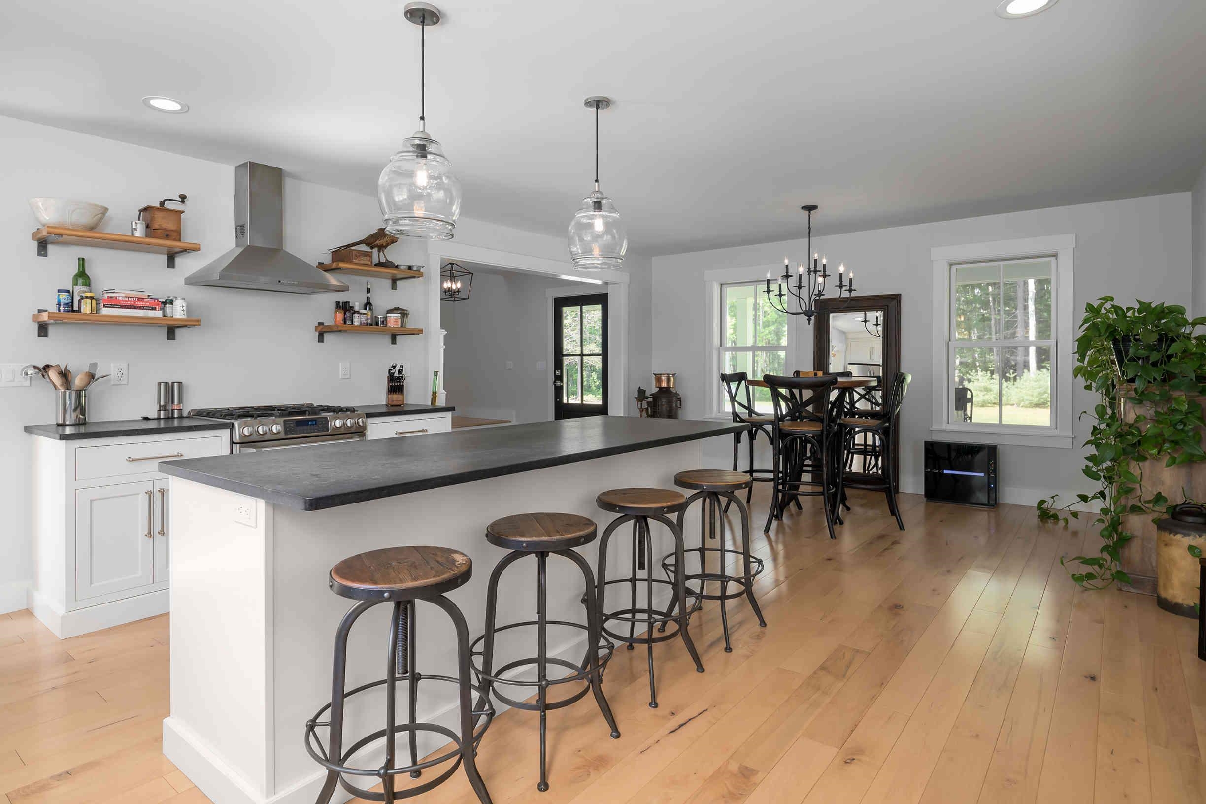 6 Cutts Ridge Lane Kittery, ME 03904 - Photo 9 of 30 Gallery Image 9