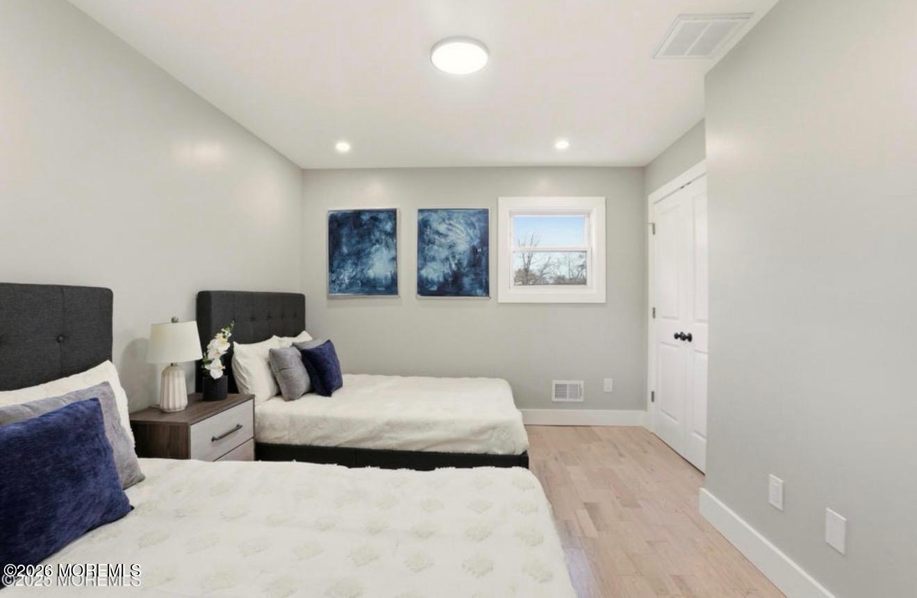 112 Manhattan Street Jackson, NJ 08527 - Photo 18 of 41 a bed room with two twin beds in it