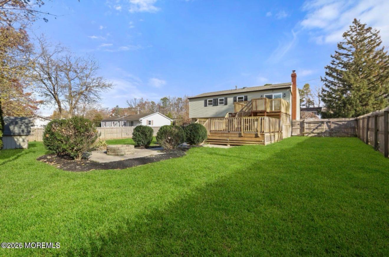 112 Manhattan Street Jackson, NJ 08527 - Photo 39 of 41 a view of a front of a house with a yard