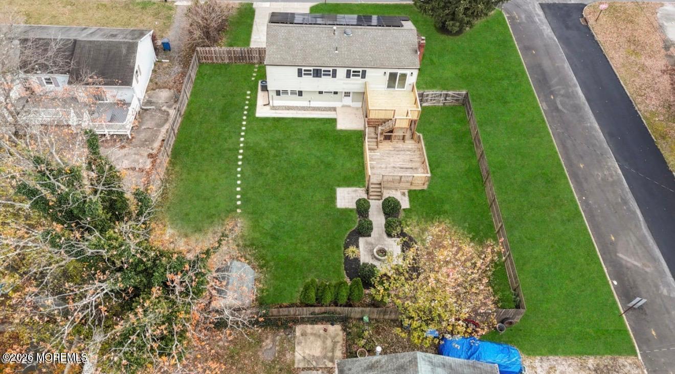 112 Manhattan Street Jackson, NJ 08527 - Photo 4 of 41 an aerial view of a house with a garden