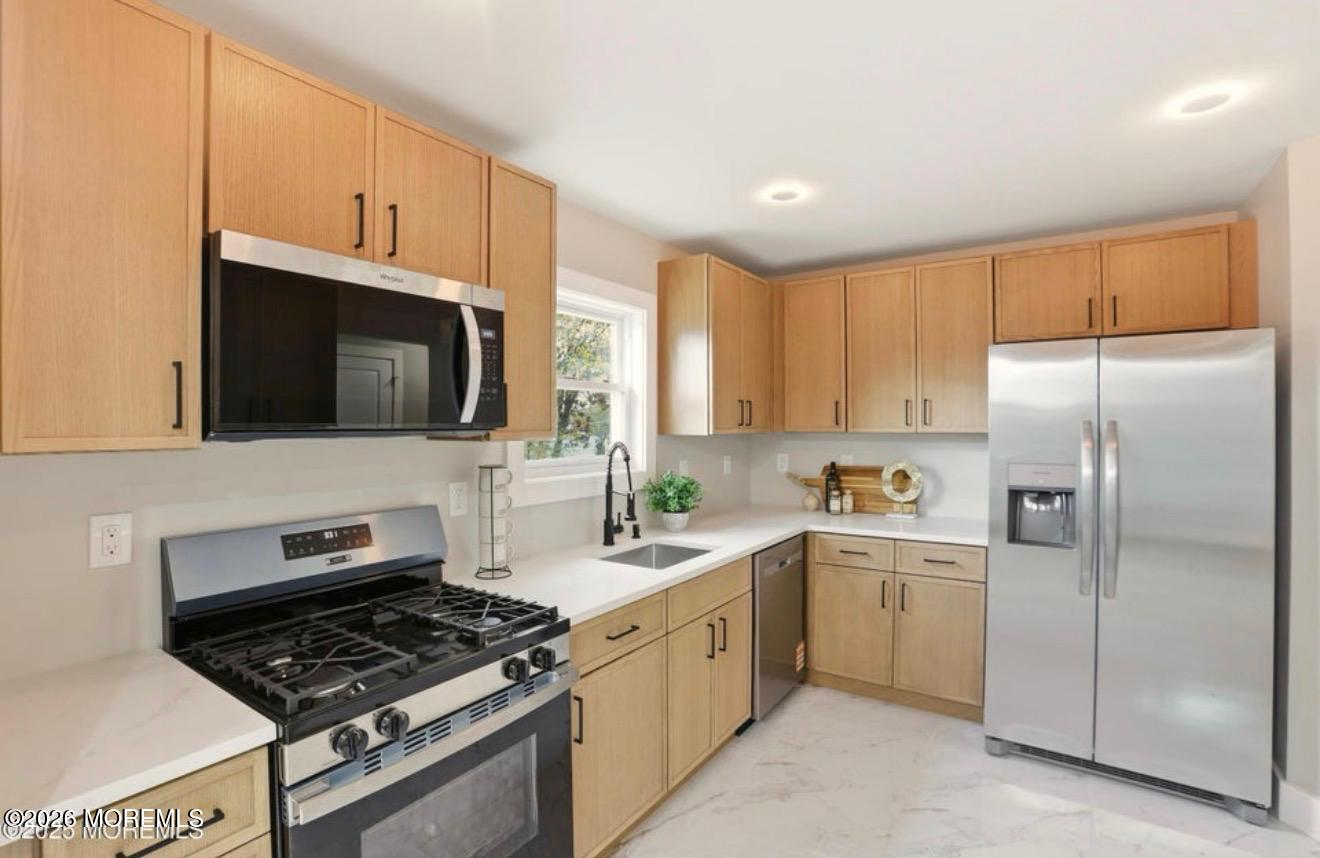 112 Manhattan Street Jackson, NJ 08527 - Photo 6 of 41 WhatsApp Image 2026-01-05 at 20.18.28 (1