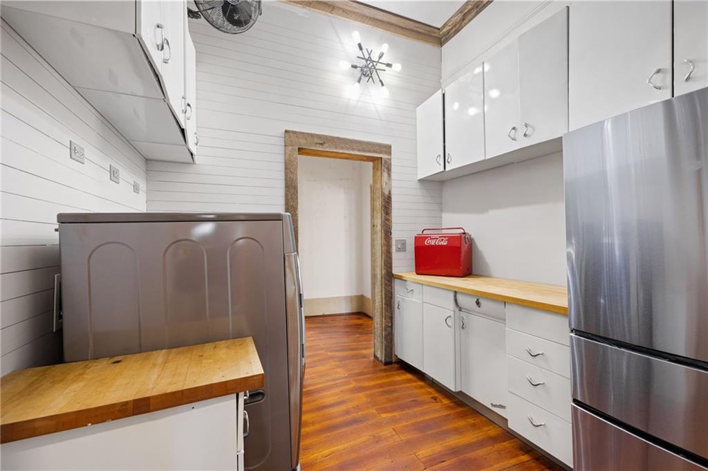 4284 Marietta Street Powder Springs, GA 30127 - Photo 44 of 70 a hallway with washer and dryer