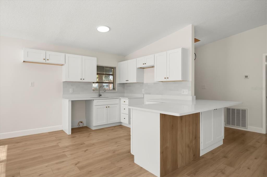 3603 Westwood Road Orlando, FL 32808 - Photo 5 of 19