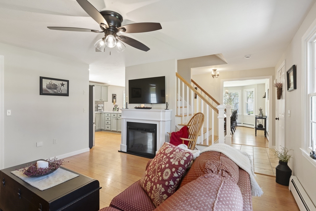 5 Spring Street Douglas, MA 01516 - Photo 7 of 42