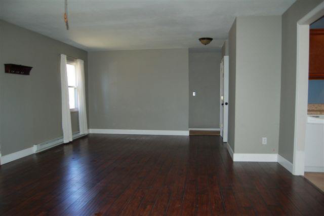 11714 Douglas Road Temperance, MI 48182 - Photo 8 of 17 LIVING AREA