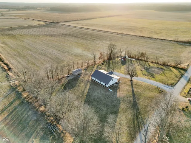 $399,900 | 14154 Defore Road, Coal City, IN 47427