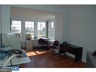 7238 Ridge Avenue Philadelphia, PA 19128 - Photo 7 of 12 Gallery Image 7