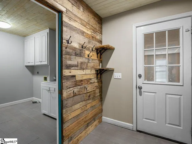 $480,000 | 404 Grayson Drive, Moore, SC 29369