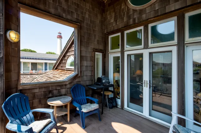 $2,290,000 | 201 Lighthouse, Cape May Point, NJ 08212