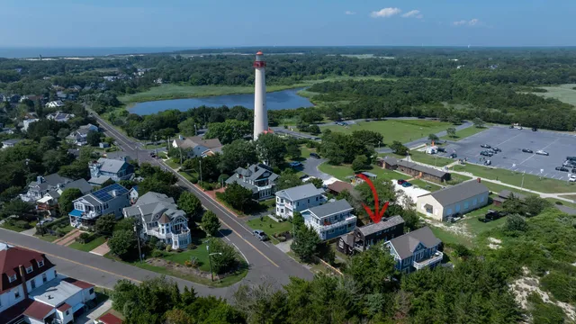 $2,290,000 | 201 Lighthouse, Cape May Point, NJ 08212