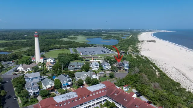 $2,290,000 | 201 Lighthouse, Cape May Point, NJ 08212