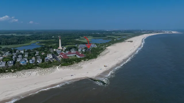 $2,290,000 | 201 Lighthouse, Cape May Point, NJ 08212